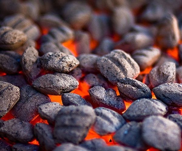 Charcoal-Briquettes