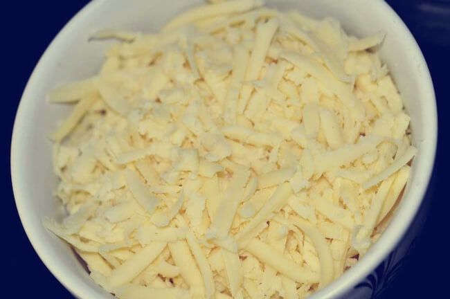 Deep-Dish-Pizza-Ingredients-5