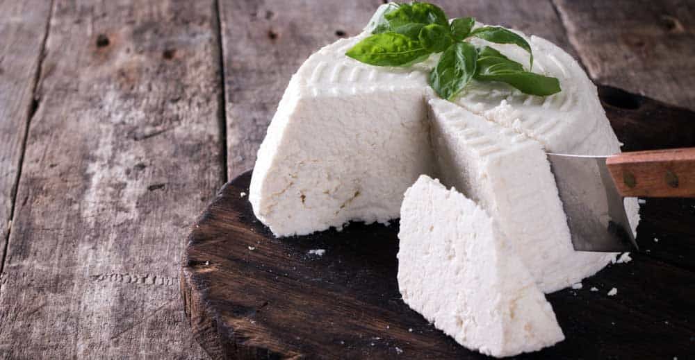 Feta-Cheese-Substitute-Options-Ricotta