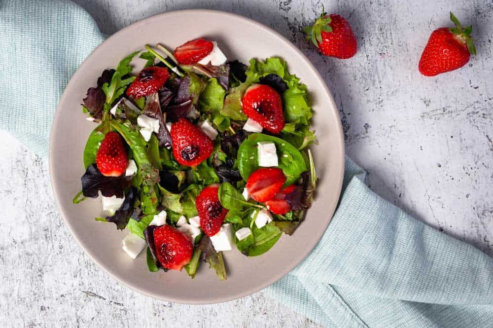 Fresh-Green-Salad-With-A-Strawberry-Twist-Recipe