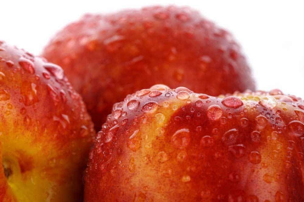 How-To-Clean-Peach-Skin