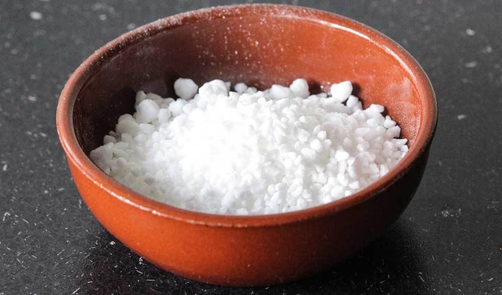 Should-You-Sift-The-Powdered-Sugar
