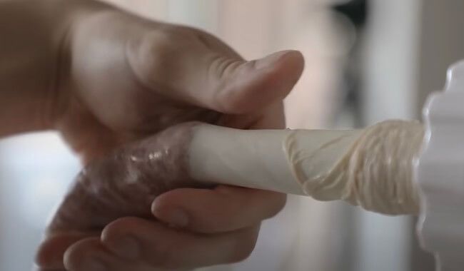 Stuff the meat into the casings