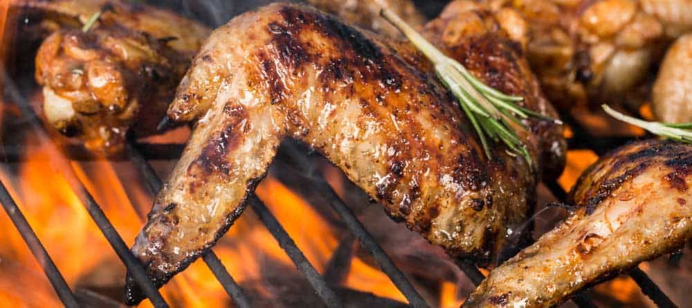 Throwing-wings-On-The-Grill-Reheating