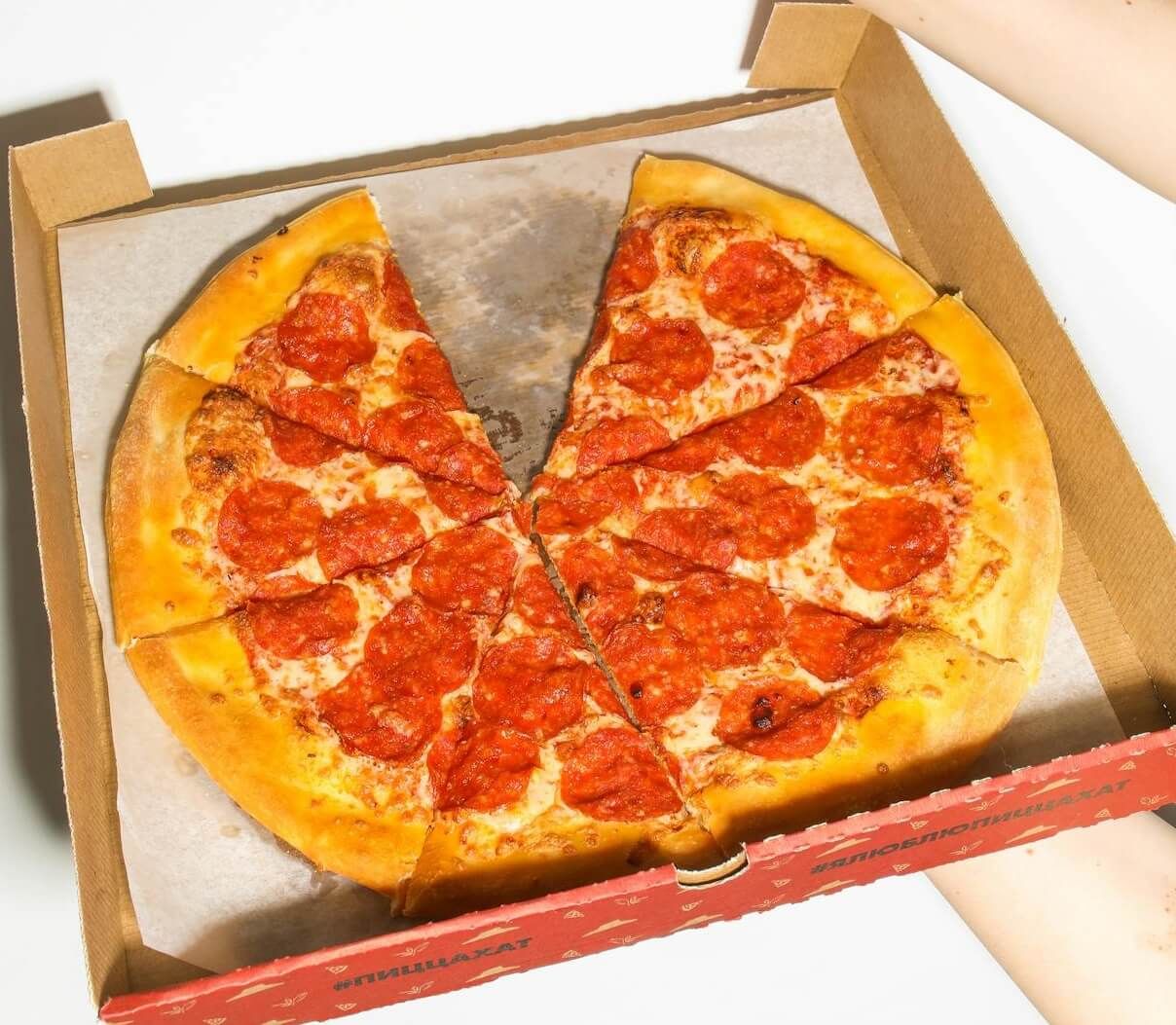 can you put pizza box in oven