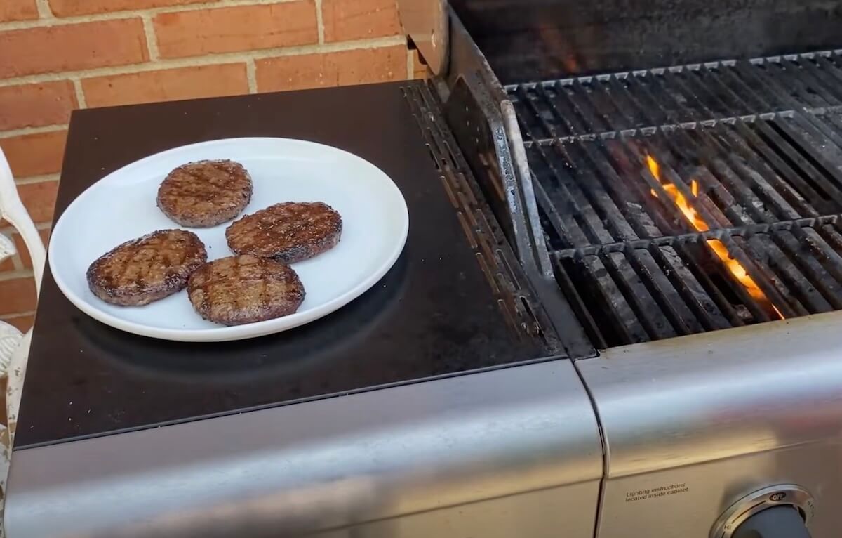 complete guide to grilling frozen burgers