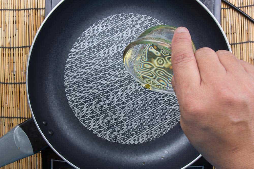 cook-london-broil-prepare-pan