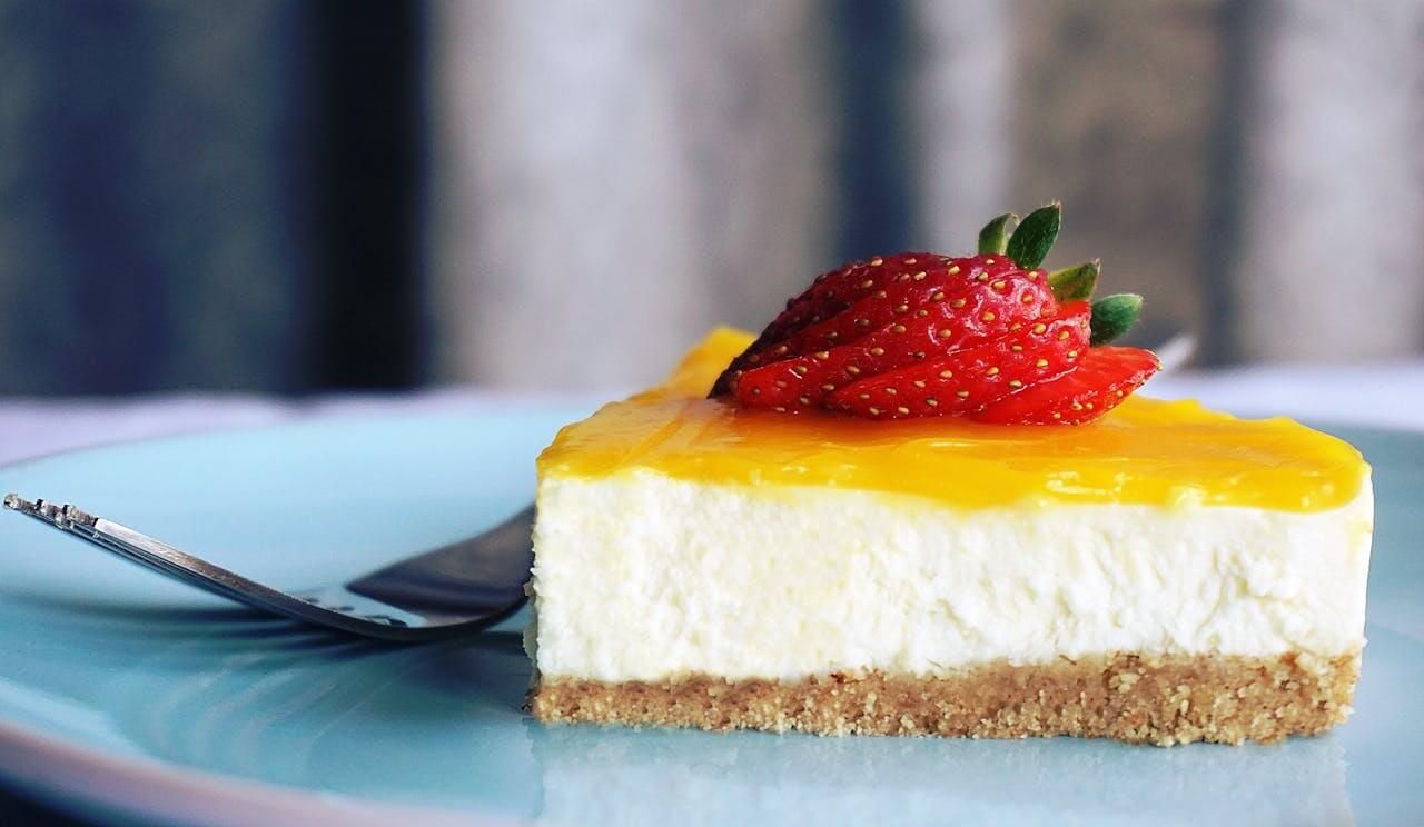 how long does cheesecake last in fridge?