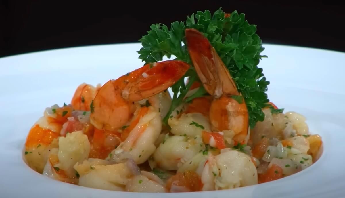 how long does cooked shrimp last in fridge