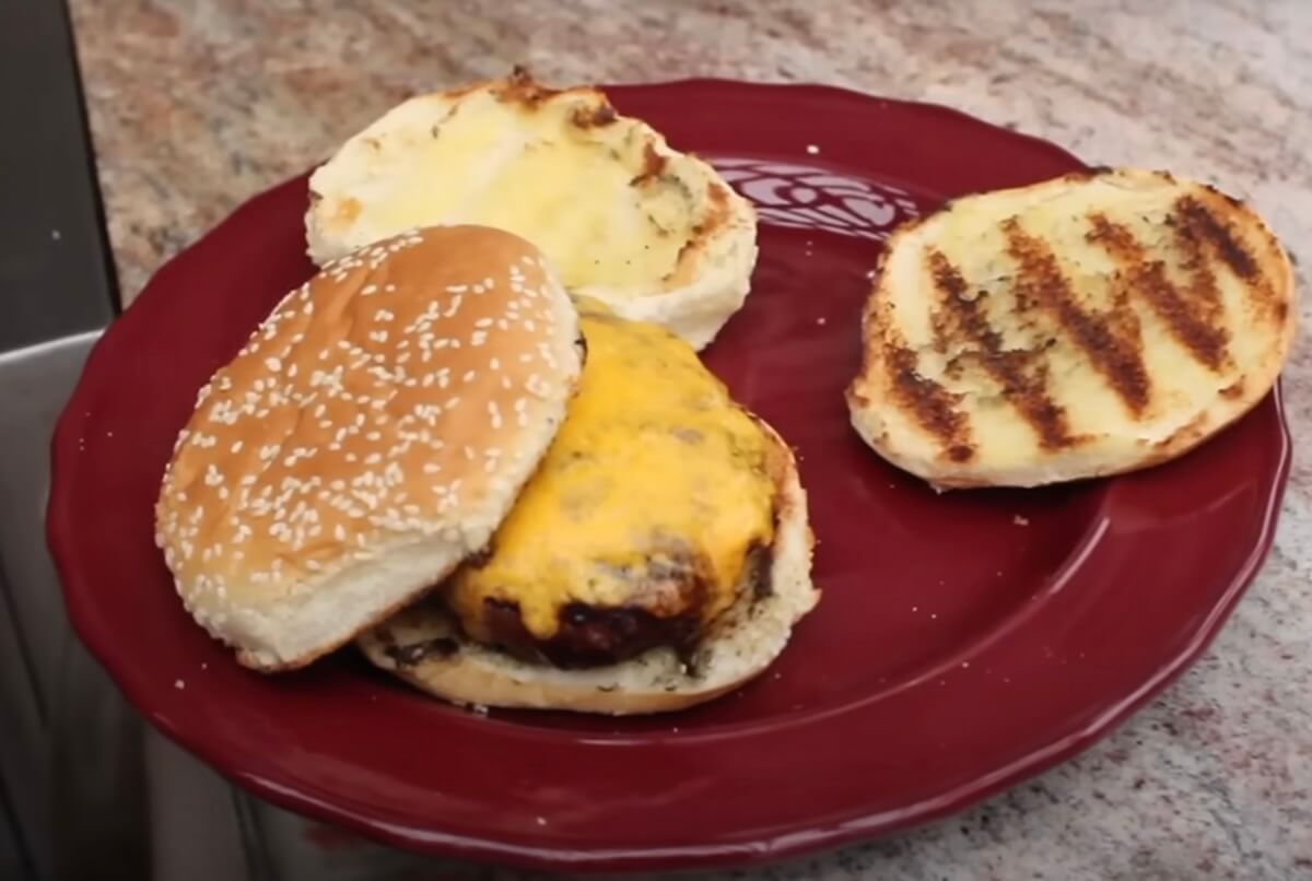 how to grill burgers on propane grill