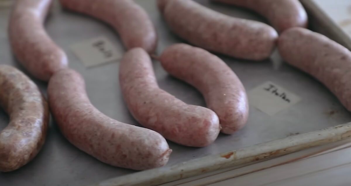 how to make sausage at home
