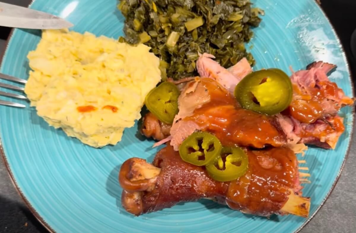 how to reheat turkey legs