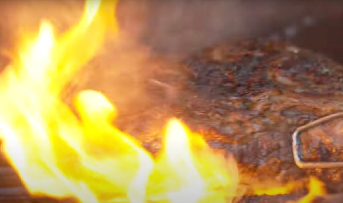 how to smoke on gas grill